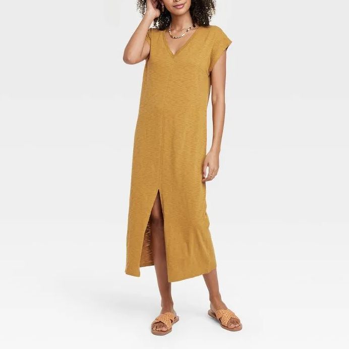 Ladies Short Sleeve V Neck Solid Color Slit Dress