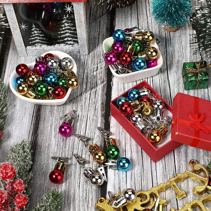 (🎄 Early Christmas Deals -40% Off ) Mini Fun Christmas Ornaments - Mustache Clips - 🎁 Funniest Prank Gifts