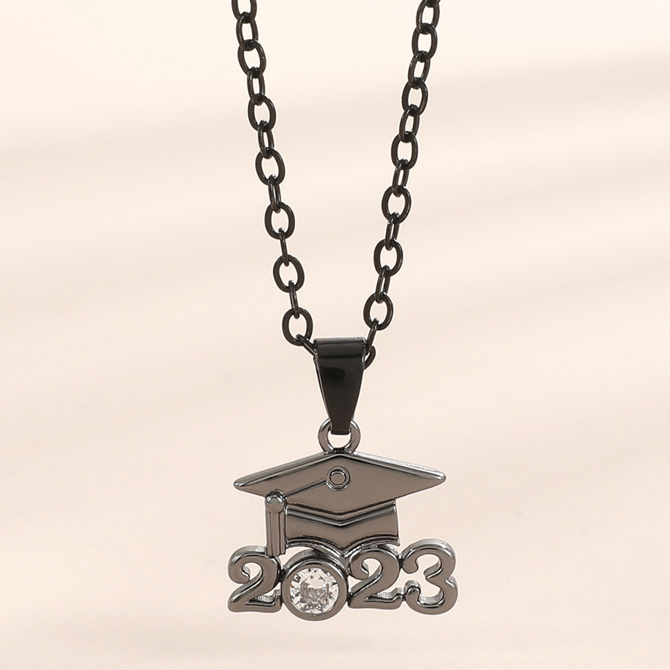 🎁The best graduation gift 👨‍🎓Graduation Cap Charm Pendant Necklace
