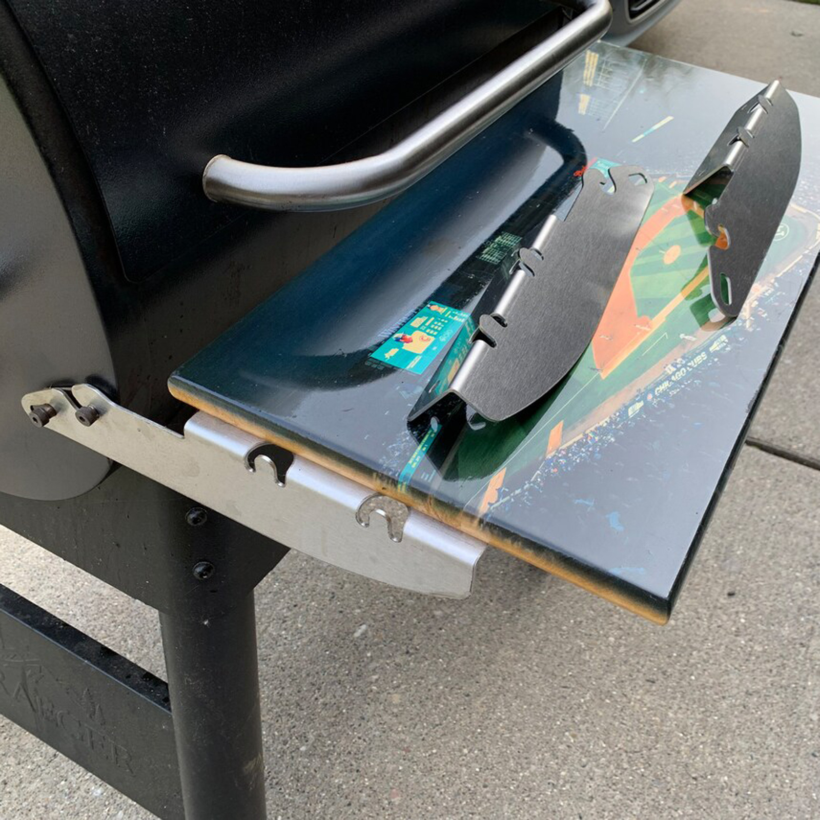 Outdoor Stainless Steel BBQ Bracket