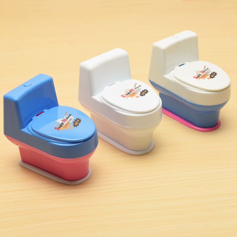 🚽💦Mini Funny Remote Control Water Spray Toilet Closestool Car