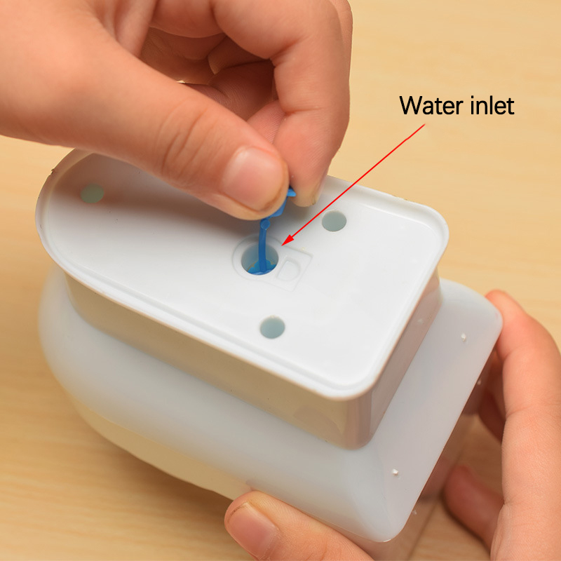 🚽💦Mini Funny Remote Control Water Spray Toilet Closestool Car