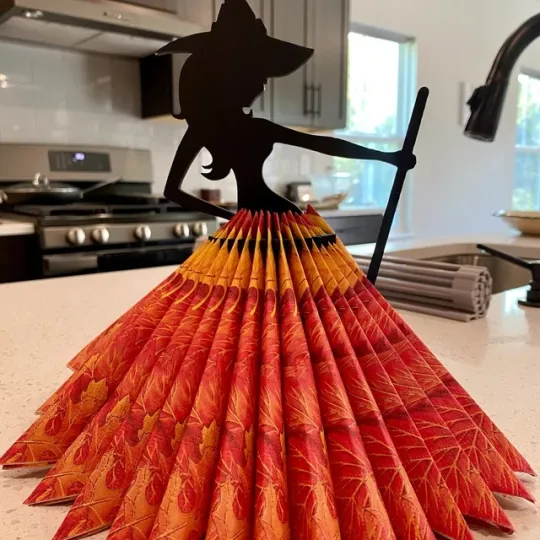 “Witch“ Napkin holder