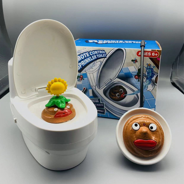 🚽💦Mini Funny Remote Control Water Spray Toilet Closestool Car