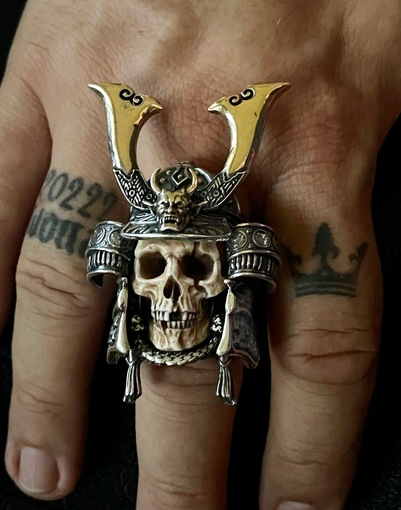 💀Vintage Polish Floral Armor Antler Skull Ring
