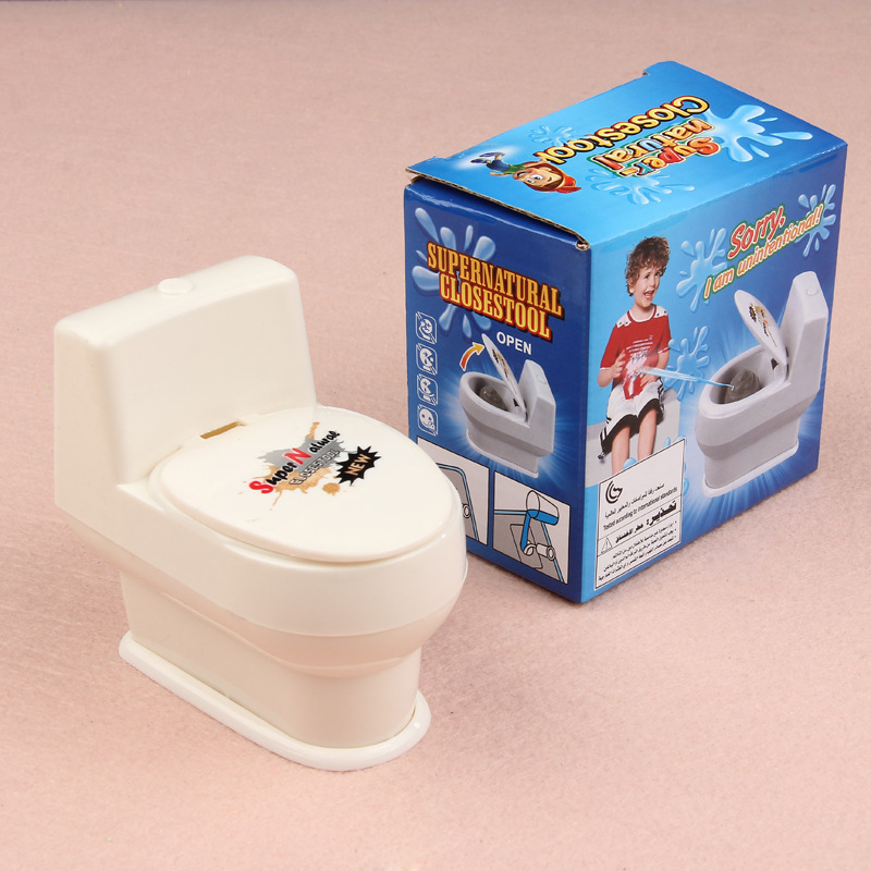 🚽💦Mini Funny Remote Control Water Spray Toilet Closestool Car