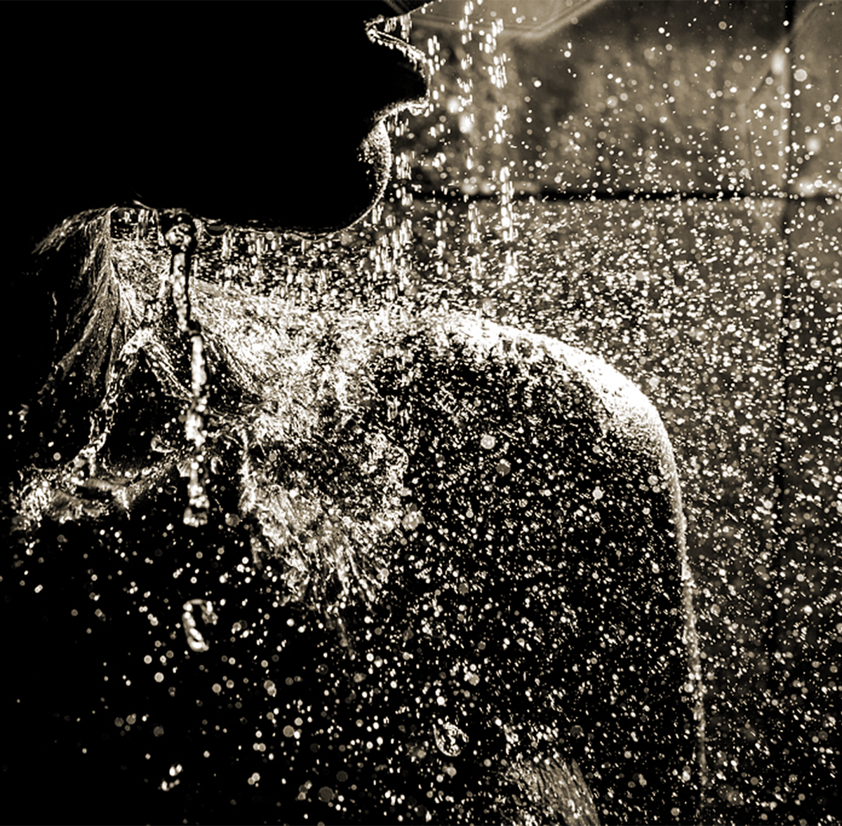 M.5  REJUVENATING INTIME SPRAY