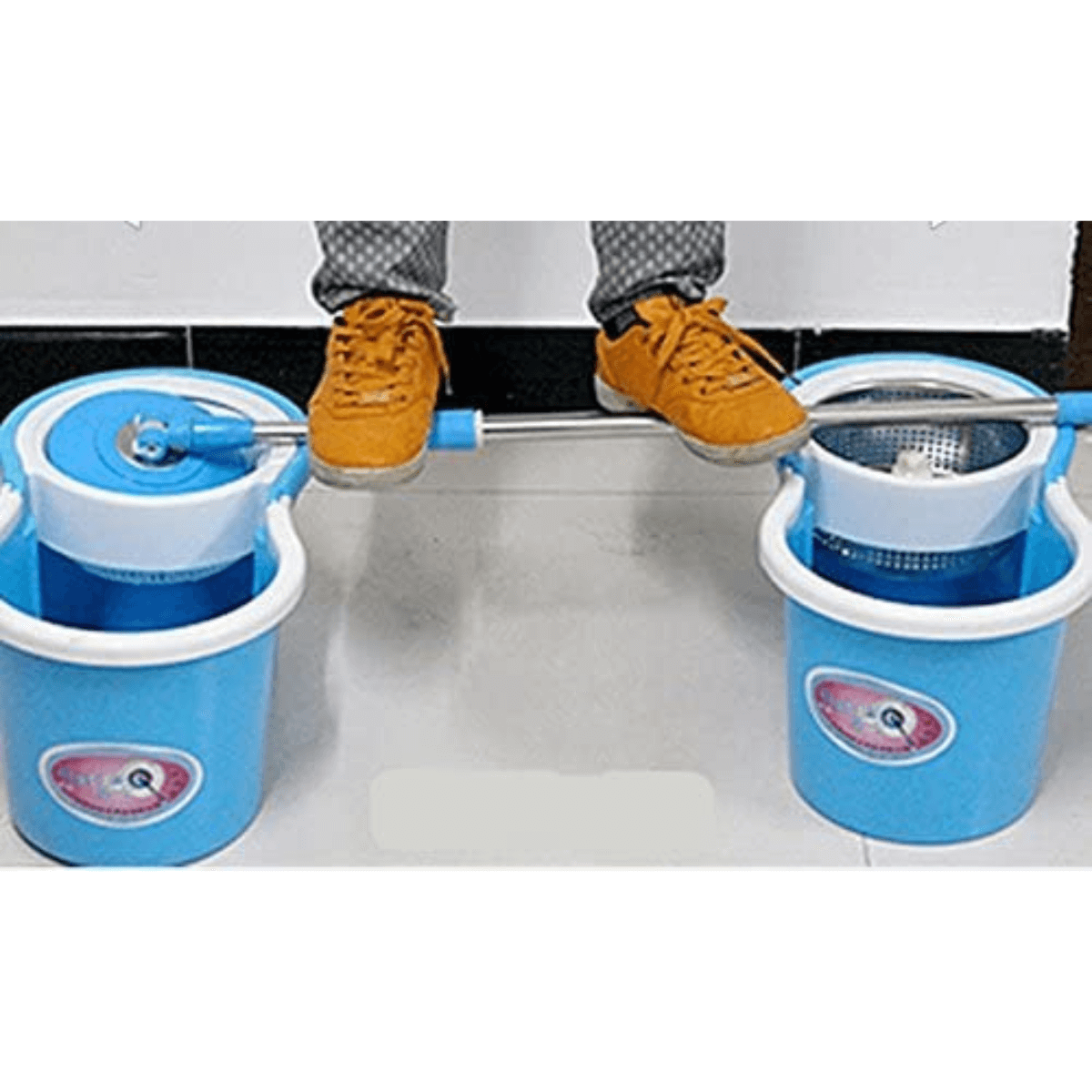 Microfiber Wet Mop with Flexible Handle and Towel Head