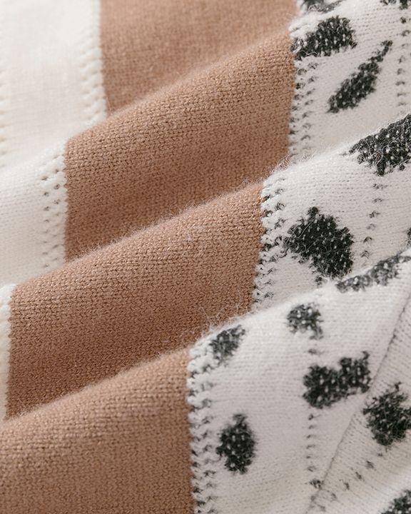 Leopard Print Drop Shoulder V Neck Sweater-Pinkami