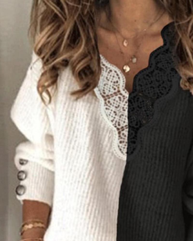 Two-Tone Floral Lace Scallop Trim V Neck Sweater-Pinkami