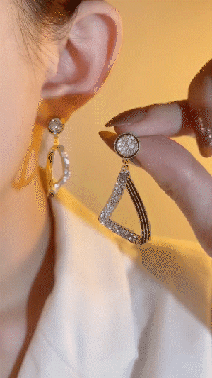 Fashion Diamond Curve Earrings