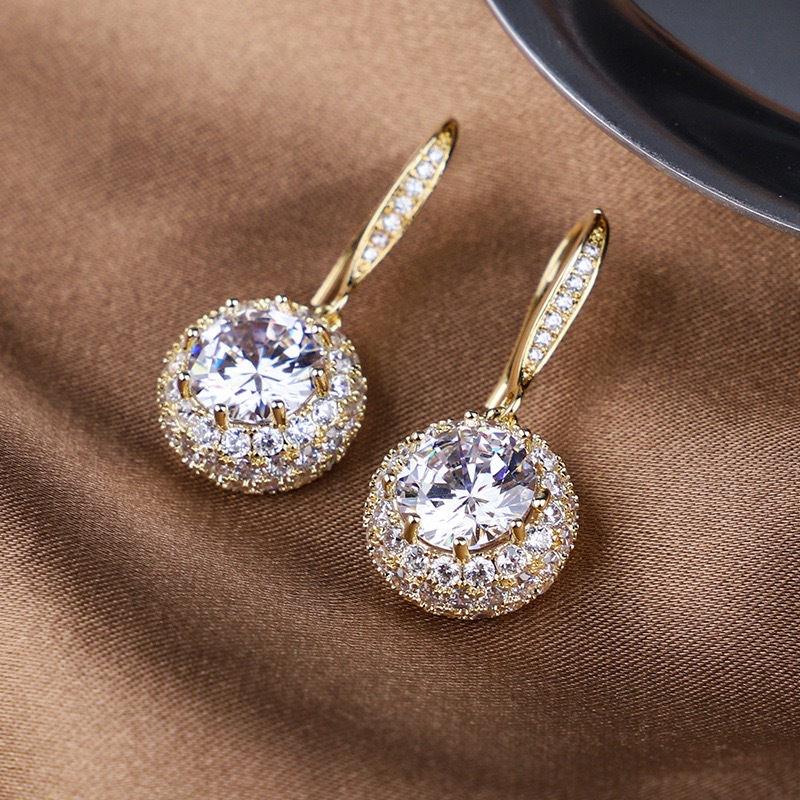 Sparkling Diamond Round Earrings