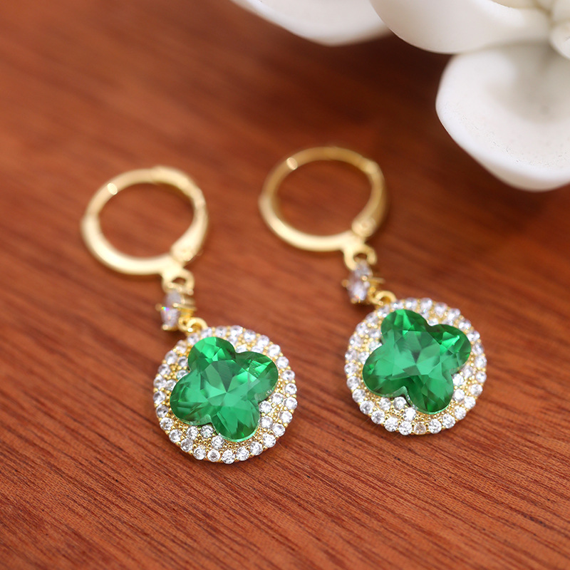 Golden Diamonds Four-Leaf Clover Earrings