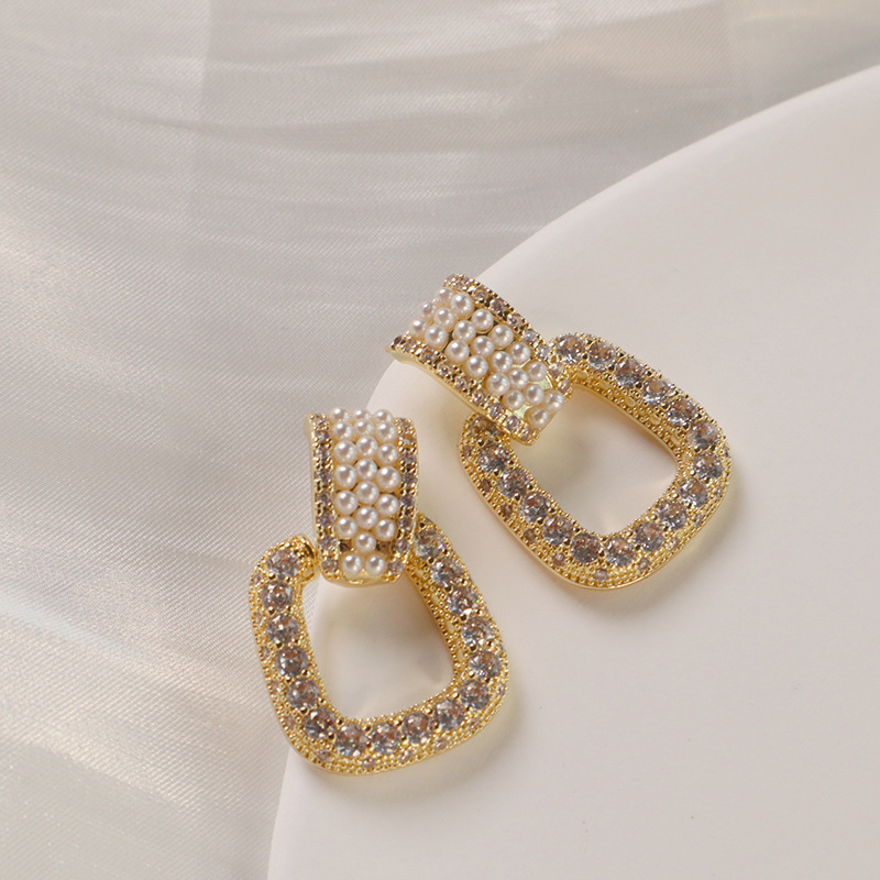 Trendy diamond geometric earrings