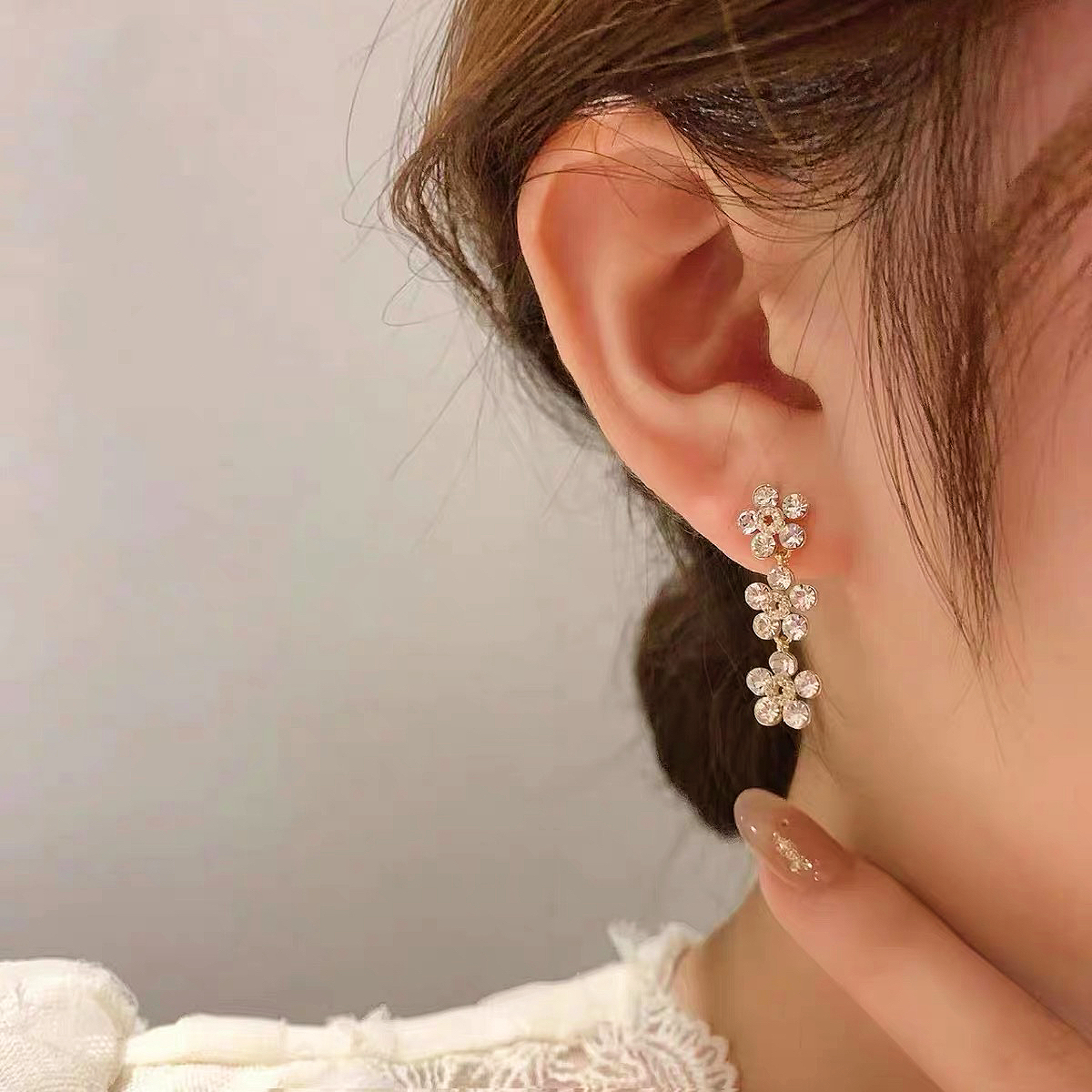 Flower Crystal Pendant Earrings