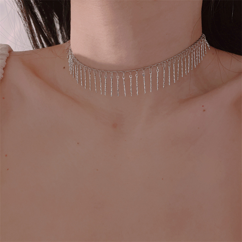 THE CHAIN FRINGE NECKLACE