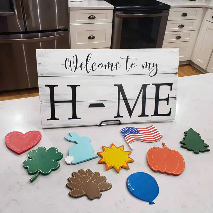 FAMILY SIGN WITH 7 INTERCHANGEABLE PIECES 