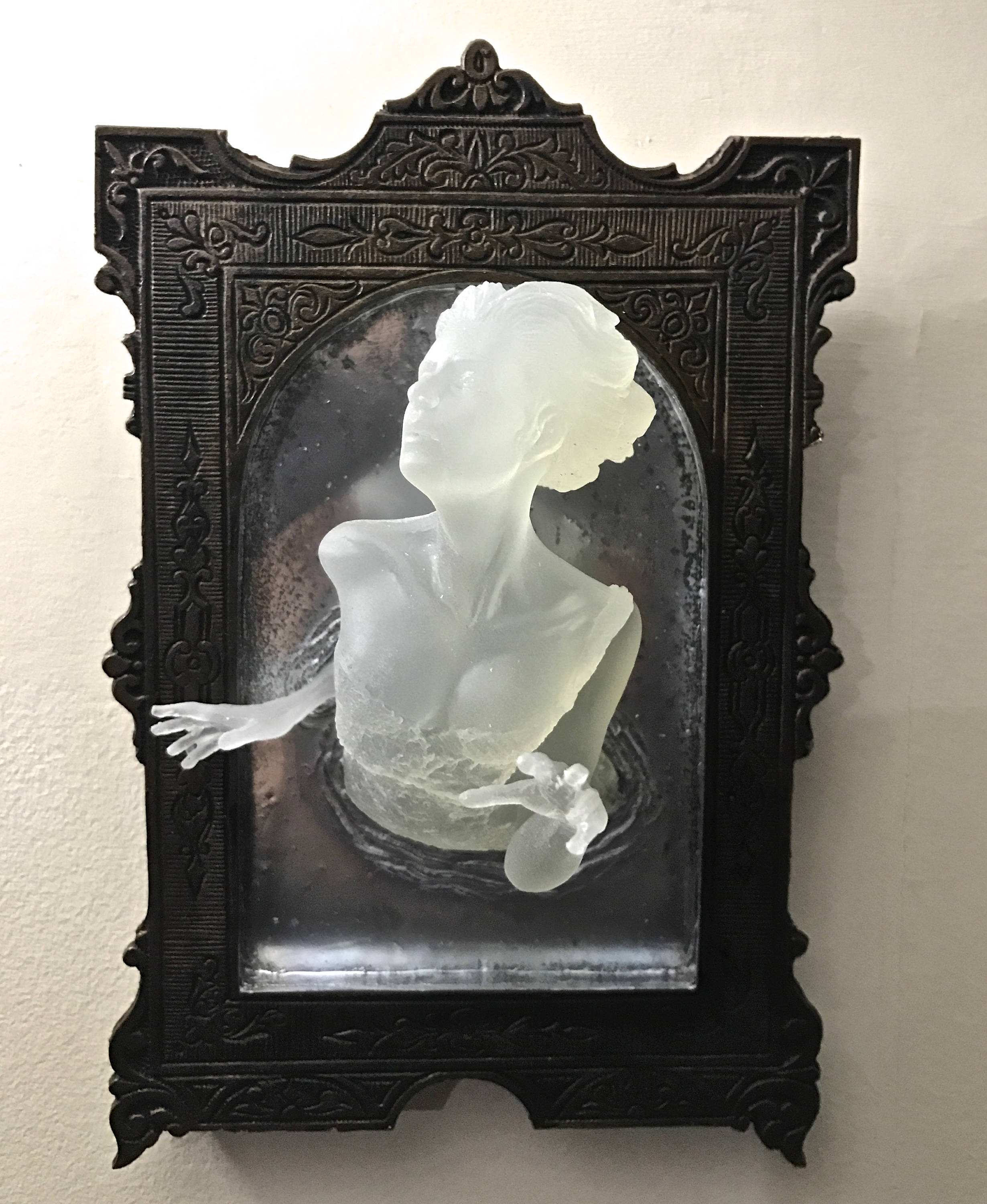 Ghost in the Mirror Wall Plaque Glow In The Dark Wall Decoration