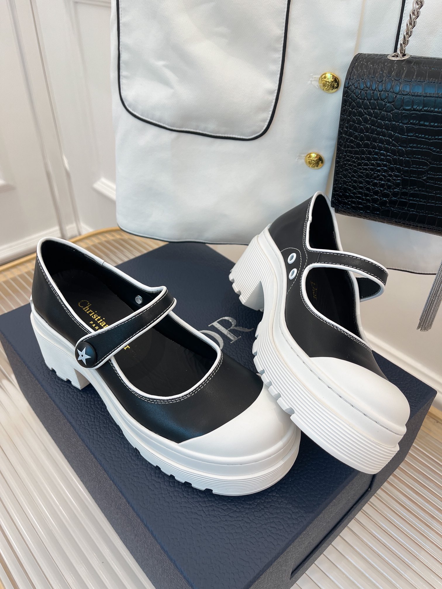 Dior new thick sole Mary Jean shoes 