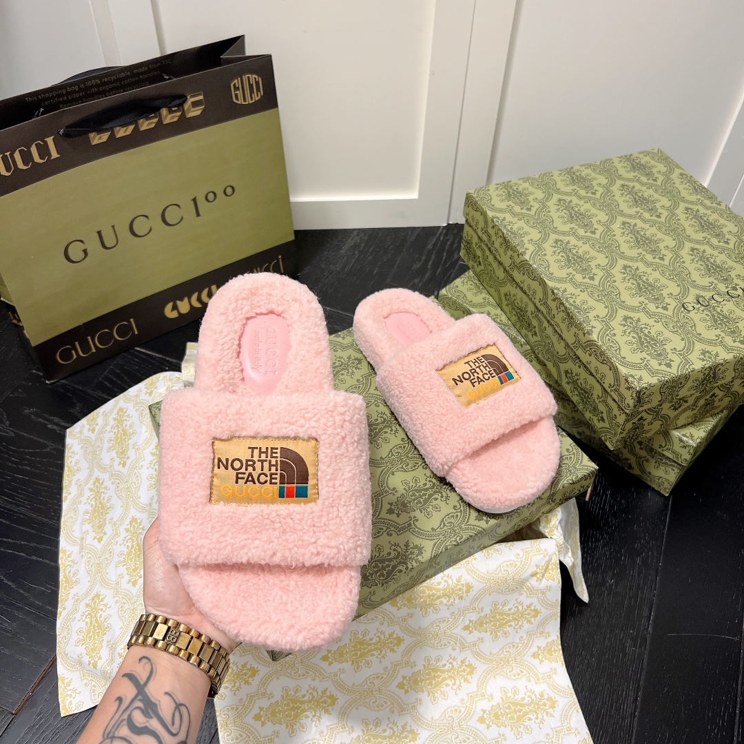 Gucci & The North Face Co-brand 2022 new fuzz slippers 
