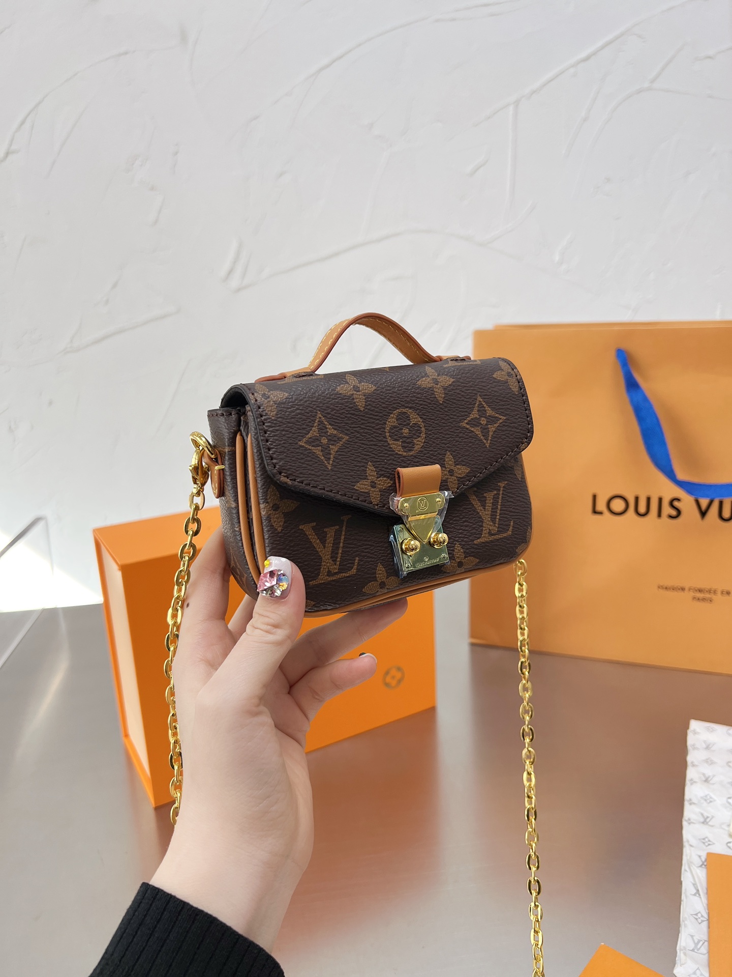 LV Louis Vuitton mini handbags