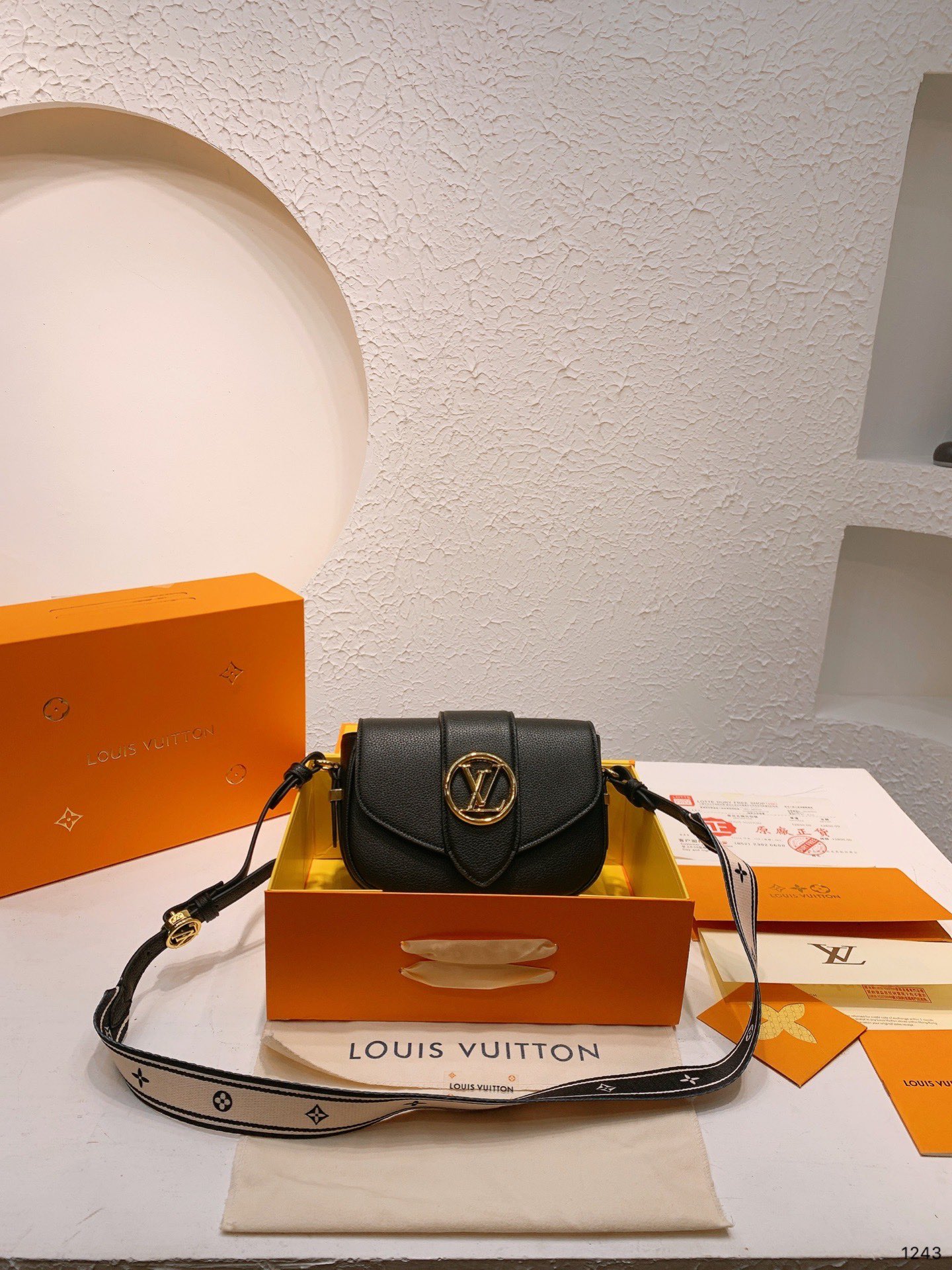 Louis Vuitton LV Pont 9 Soft Handbags
