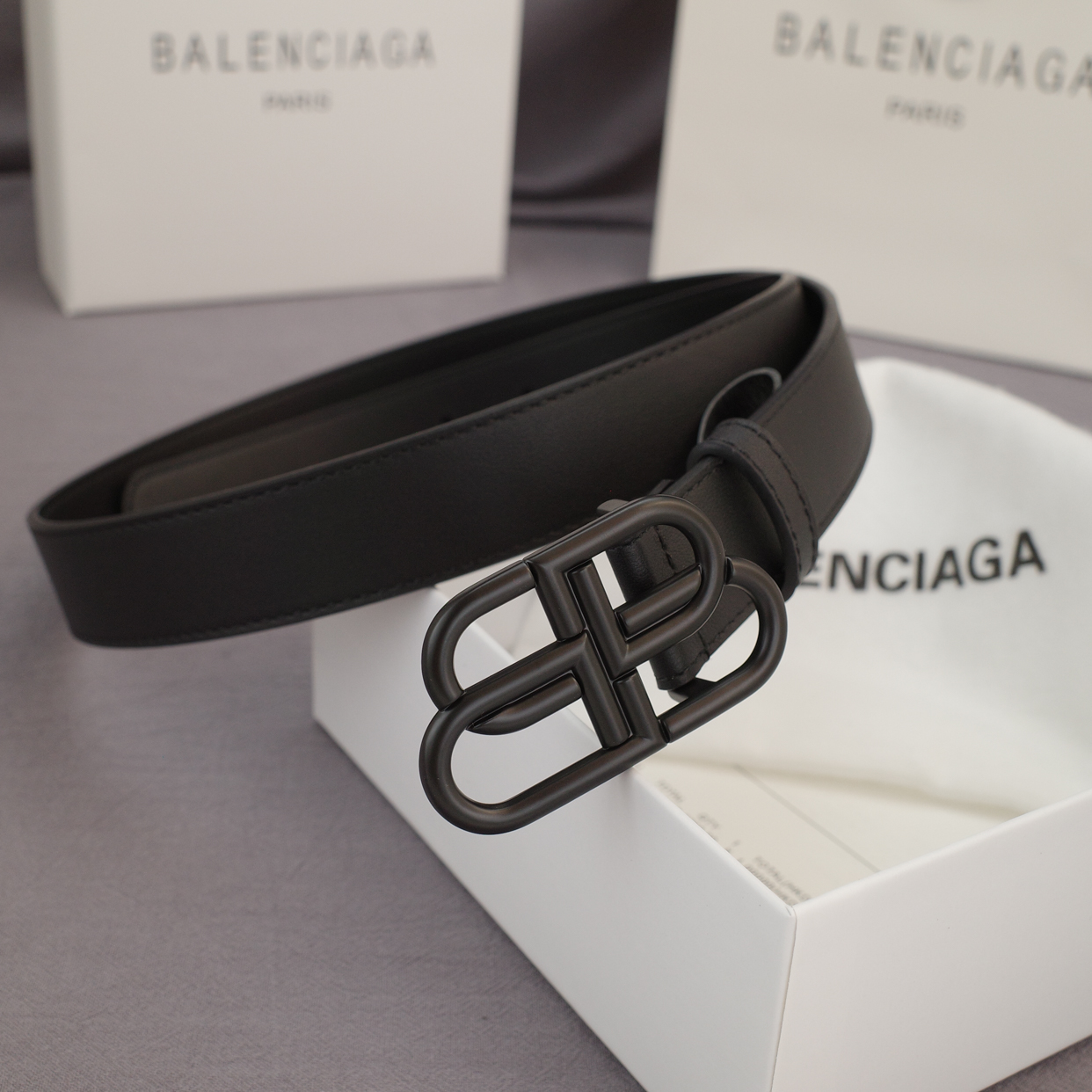 BA Women Dumb Black Buckle Leather belt