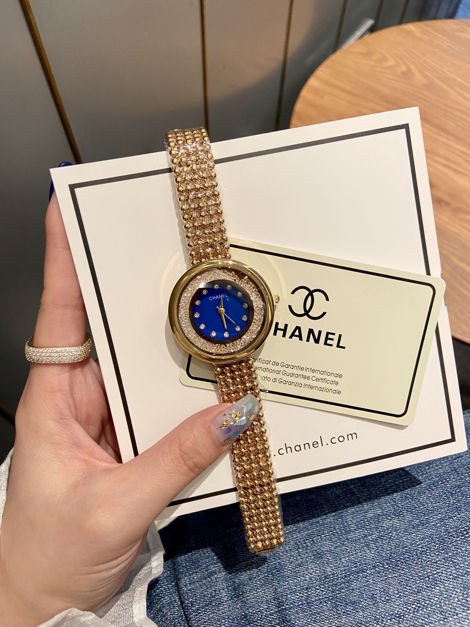Chanel Women Wristwatch Quartz Movement Elegant Fashion