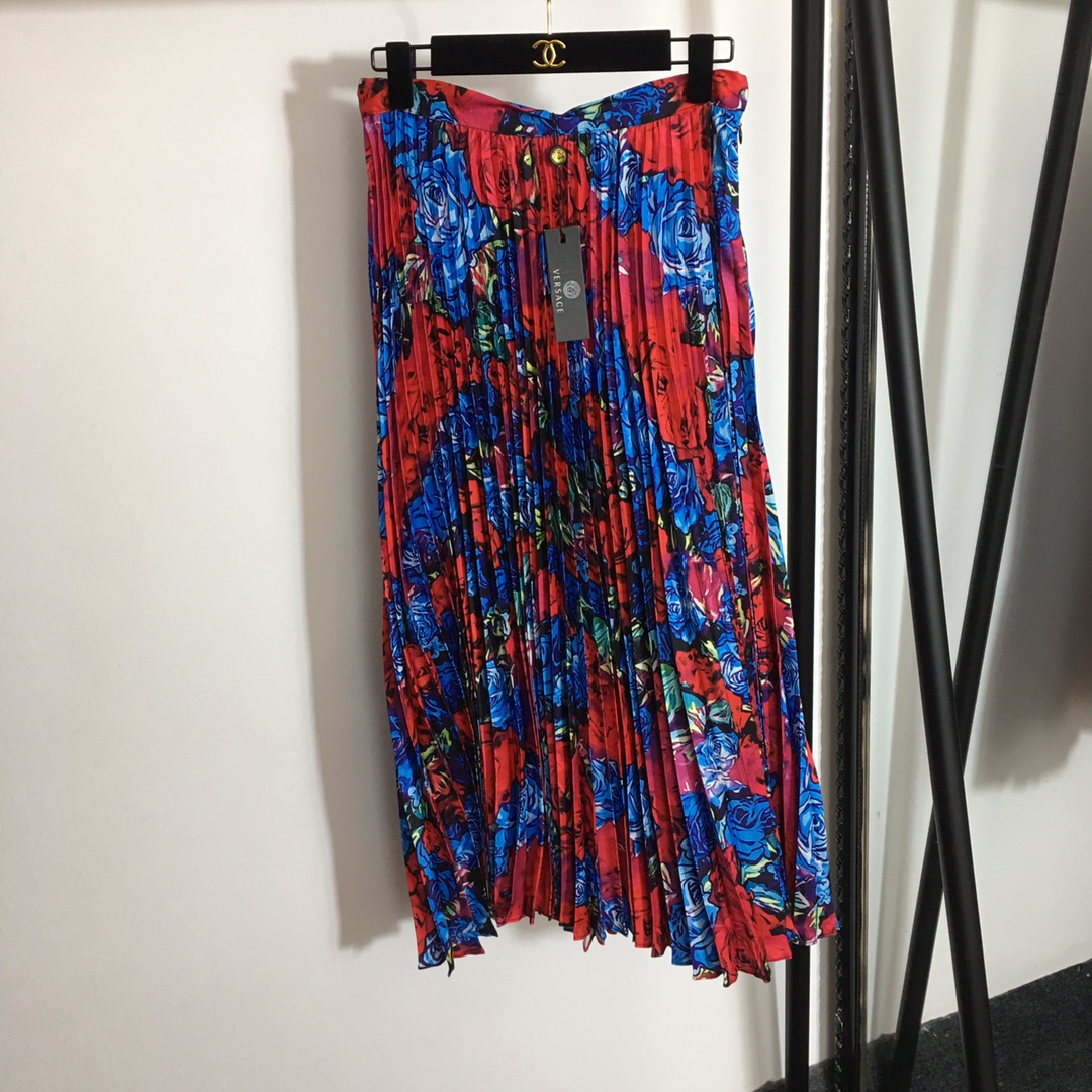 Versace Printed pleated skirt