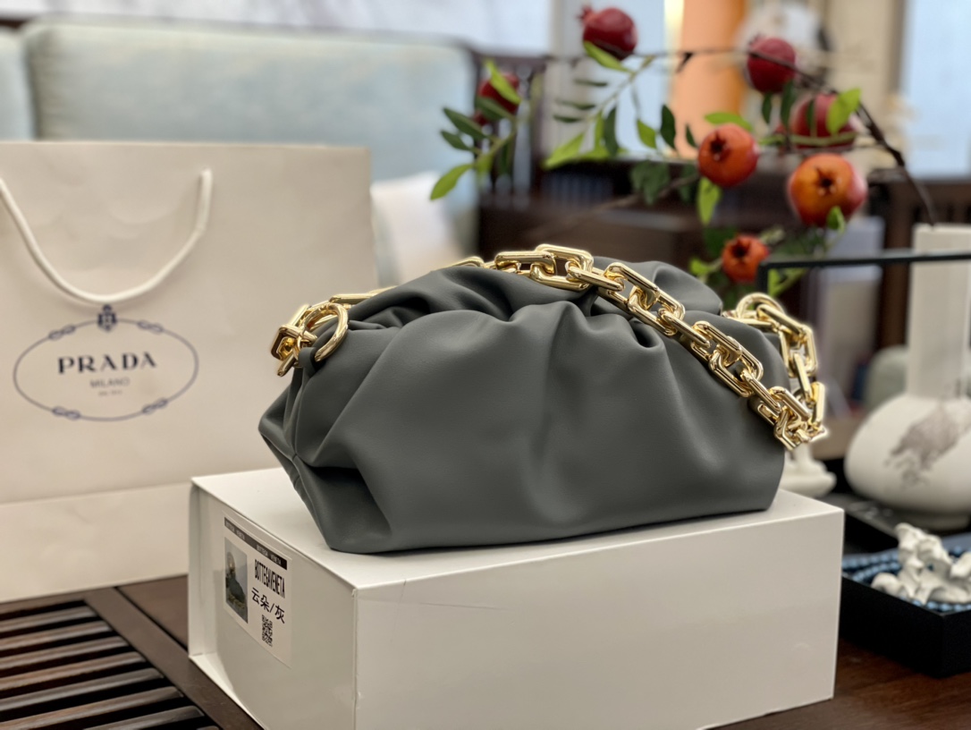 BV Bottega Veneta Underarm Bags Handbags