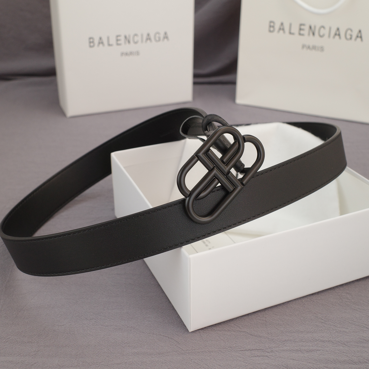 BA Women Dumb Black Buckle Leather belt