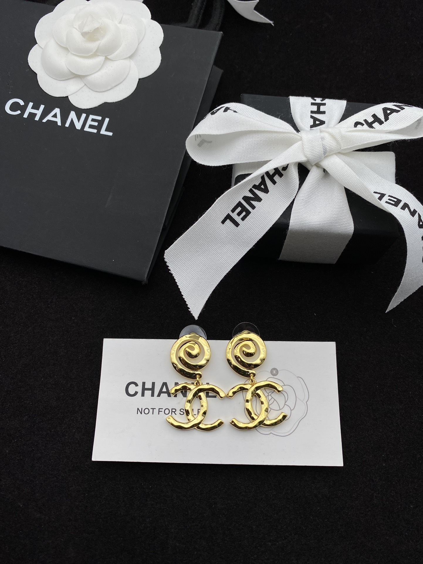 Chanel New Simple Fashion Earrings
