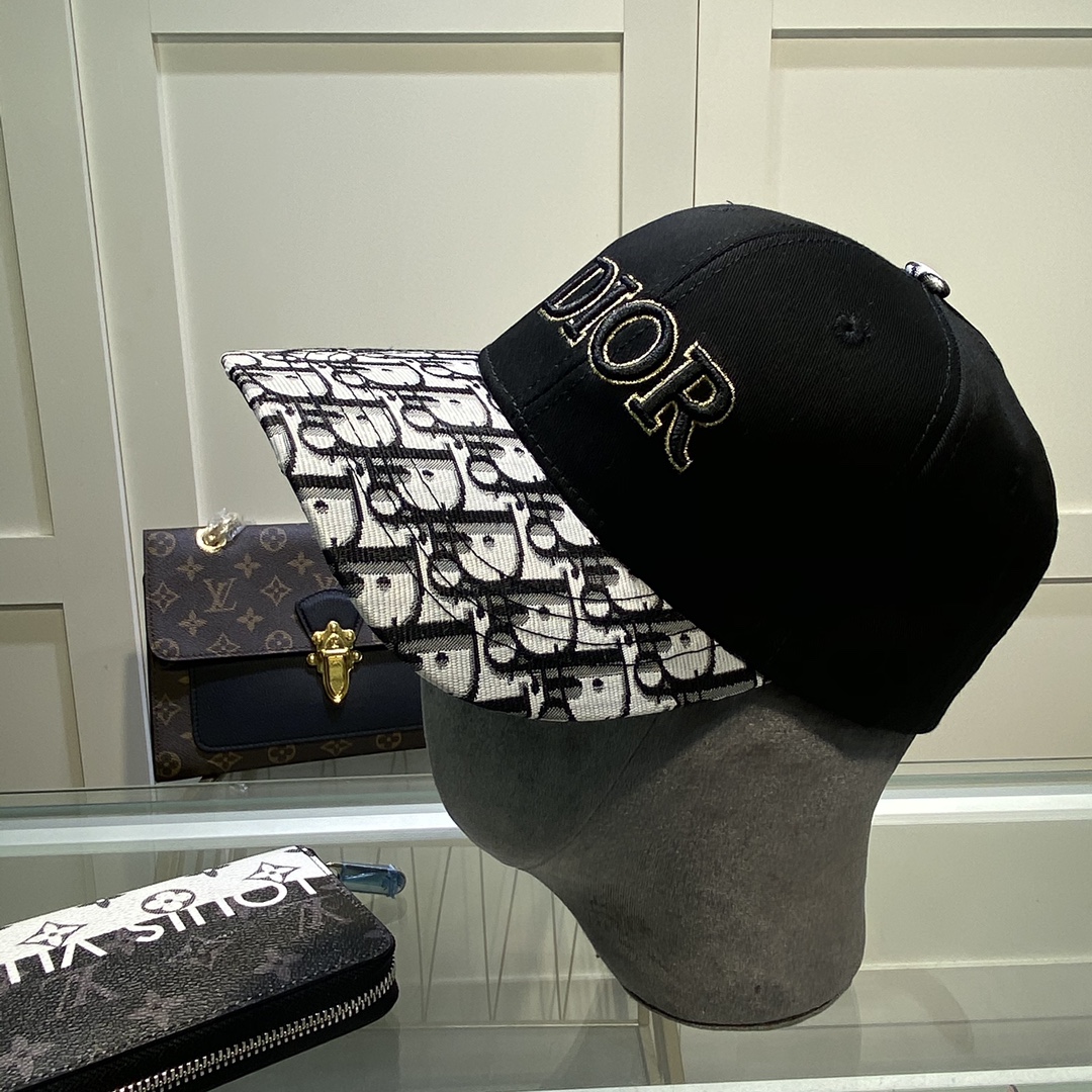 Dior classic LOGO embroidered baseball cap （unisex）