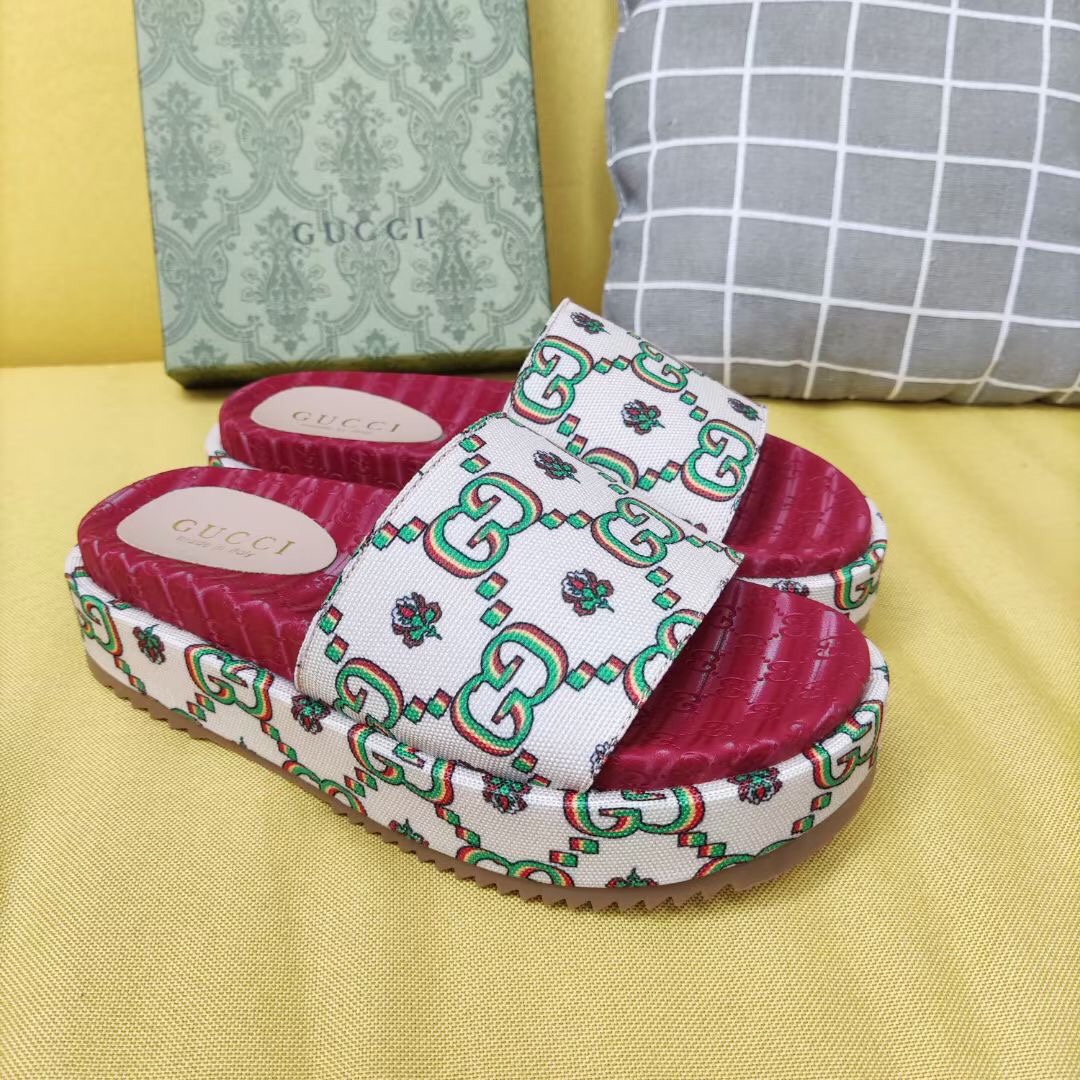 Gucci platform slippers