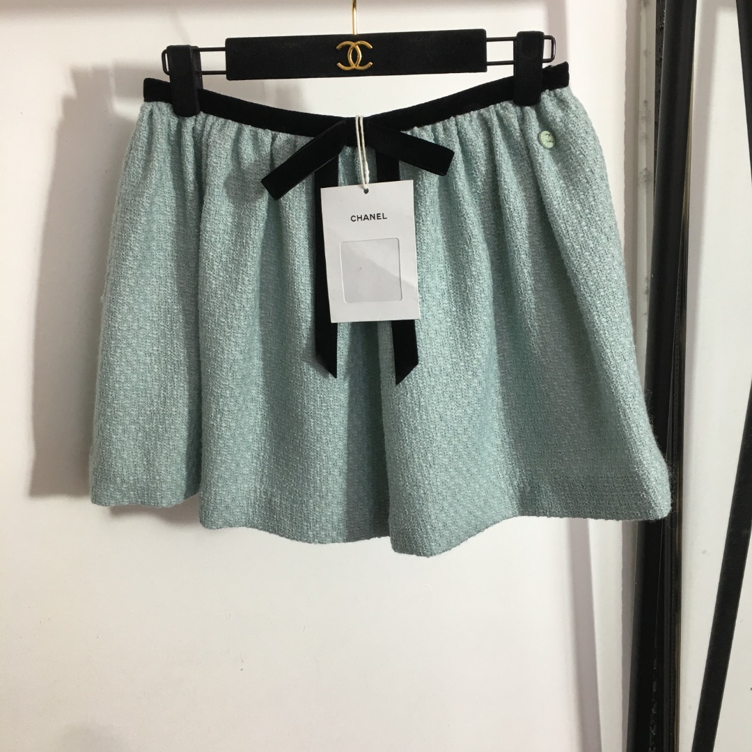 Chanel duffel skirt