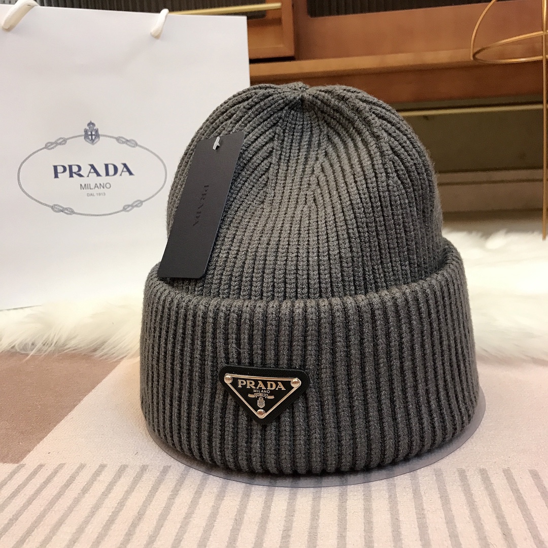 Prada Brand Knitted hat 
