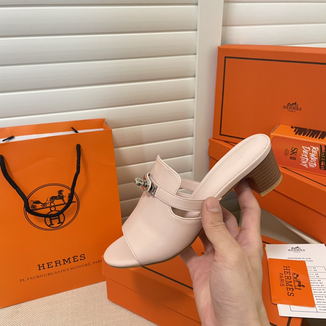 Hermès women chunky heel sandals 