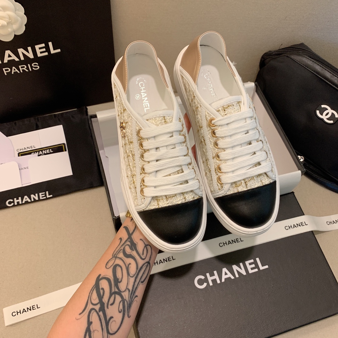 Chanel Classic Fashion Two-Piece White Shoes