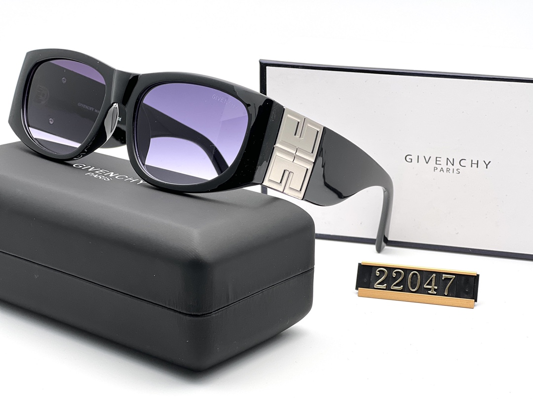 Givenchy trendy fashion sunglasses