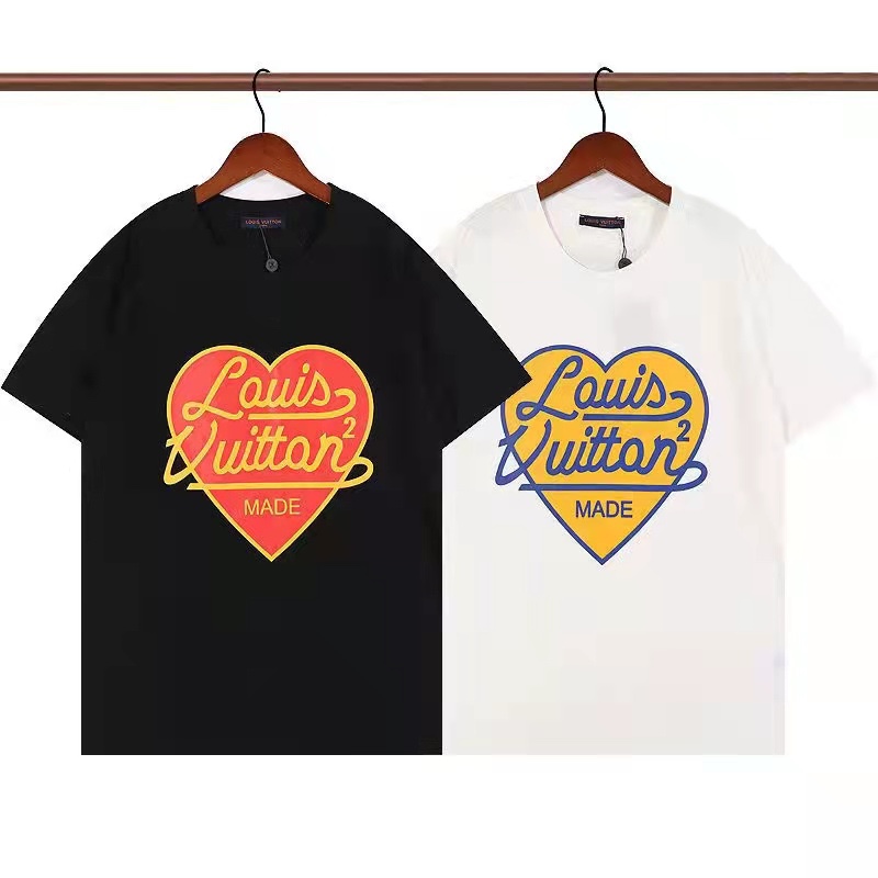Louis Vuitton Heart Shape Comfortable and Breathable Unisex T-shirt