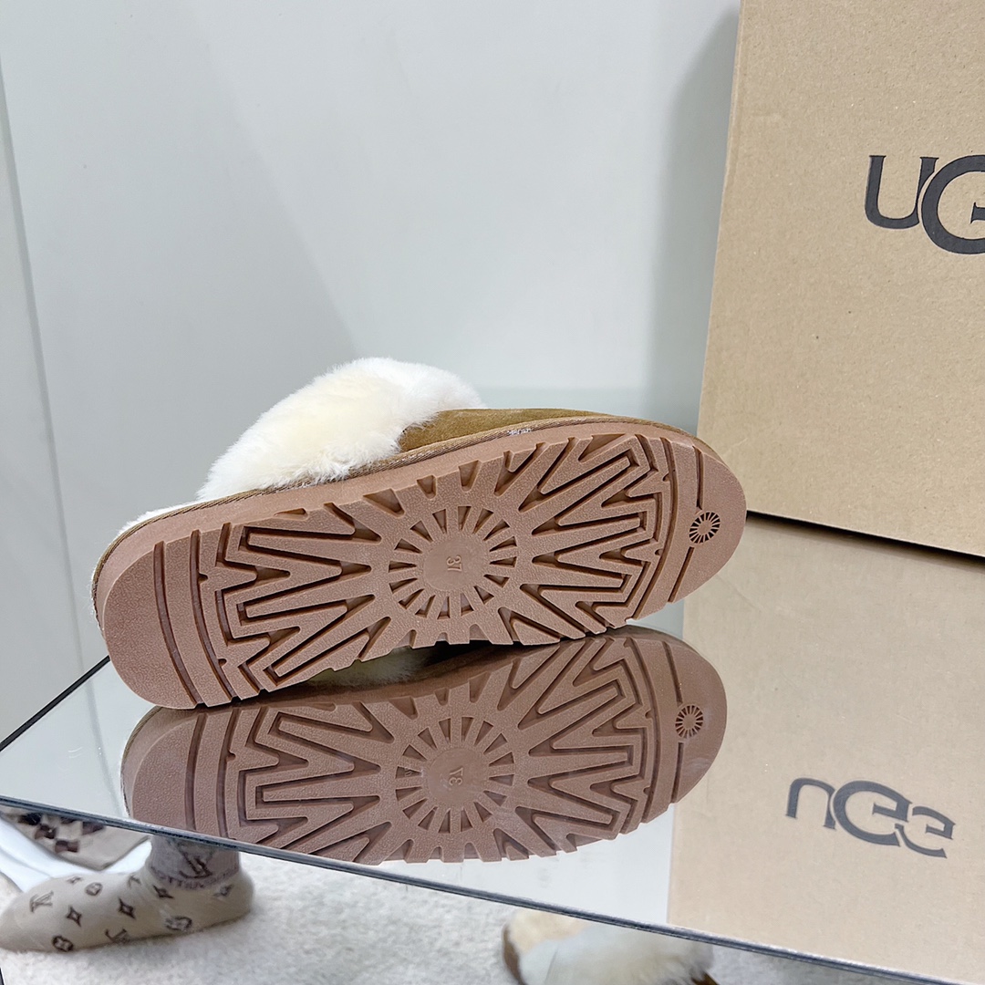 ugg fuzzy slipper