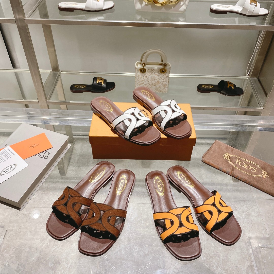 Tods KATE series flat sandals