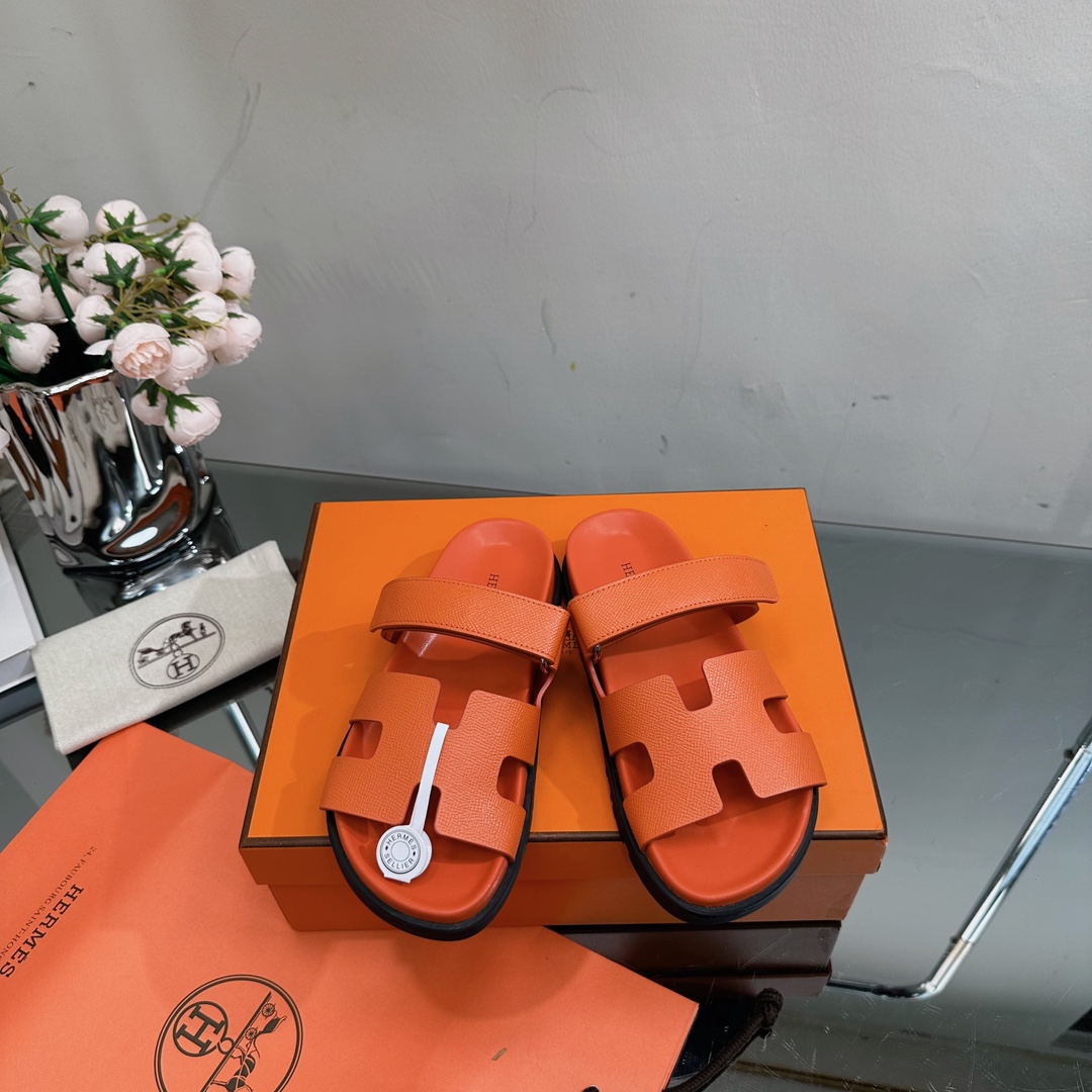 Hermes slippers