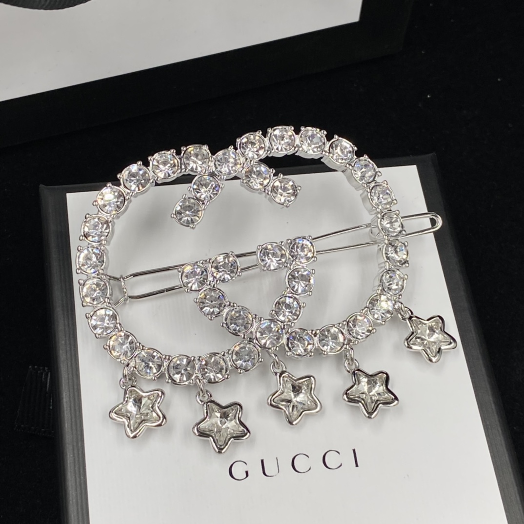 Gucci Rhinestone Star Hairpin