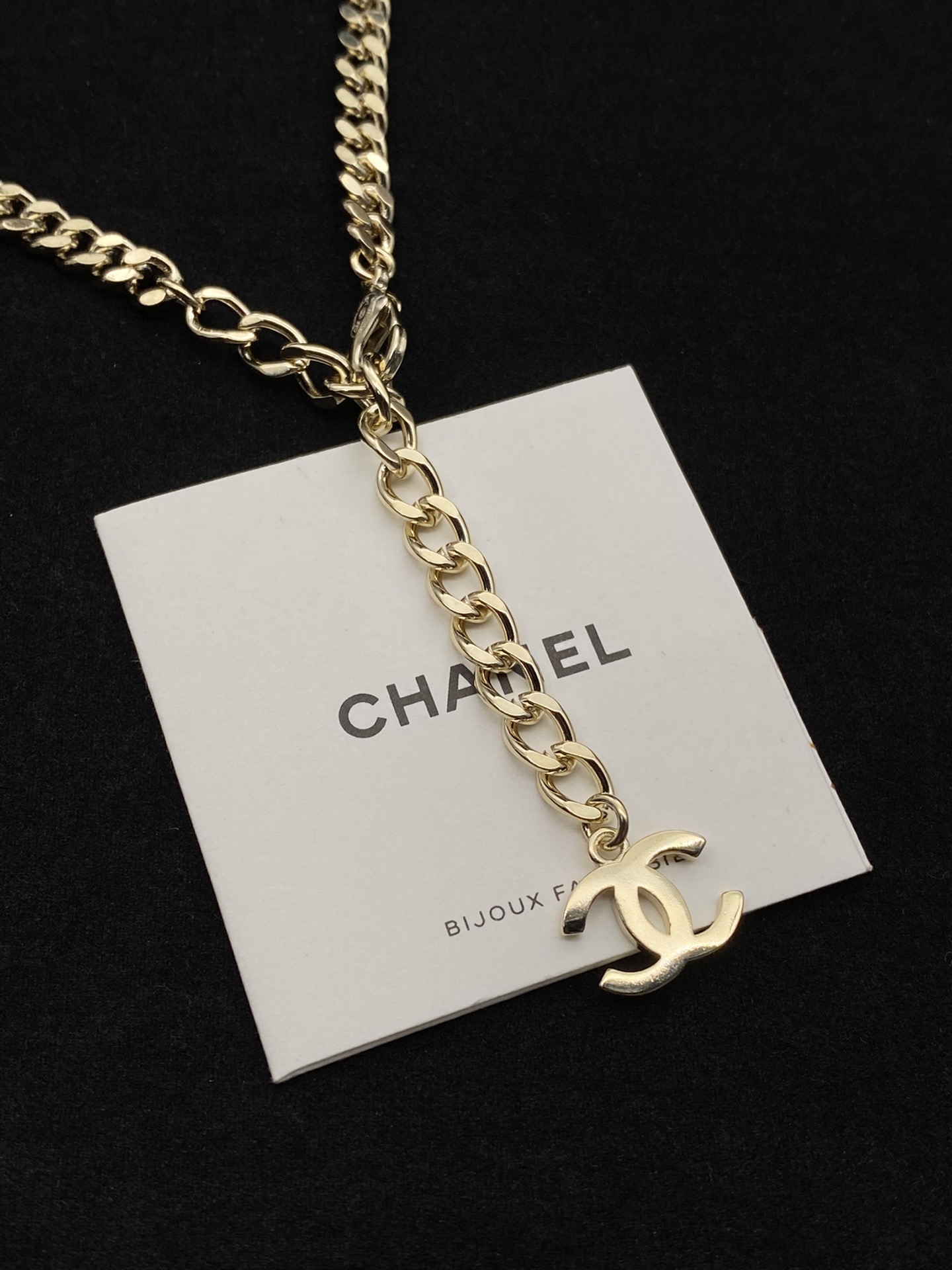 CHANEL Fashion New Chain Necklace