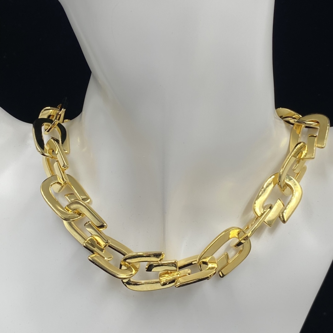 Givenchy Fashion Thick Necklace