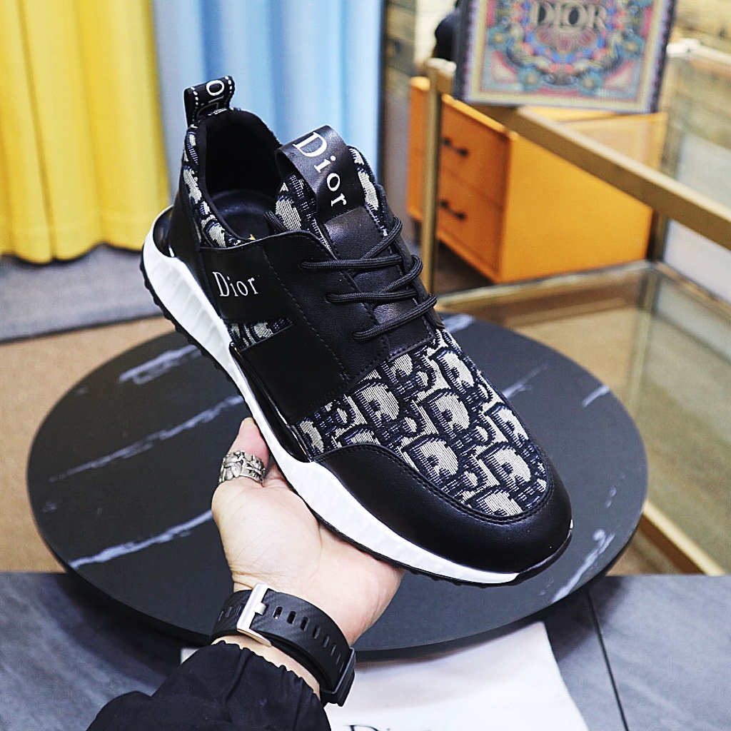 Dior high quality casual sneakers