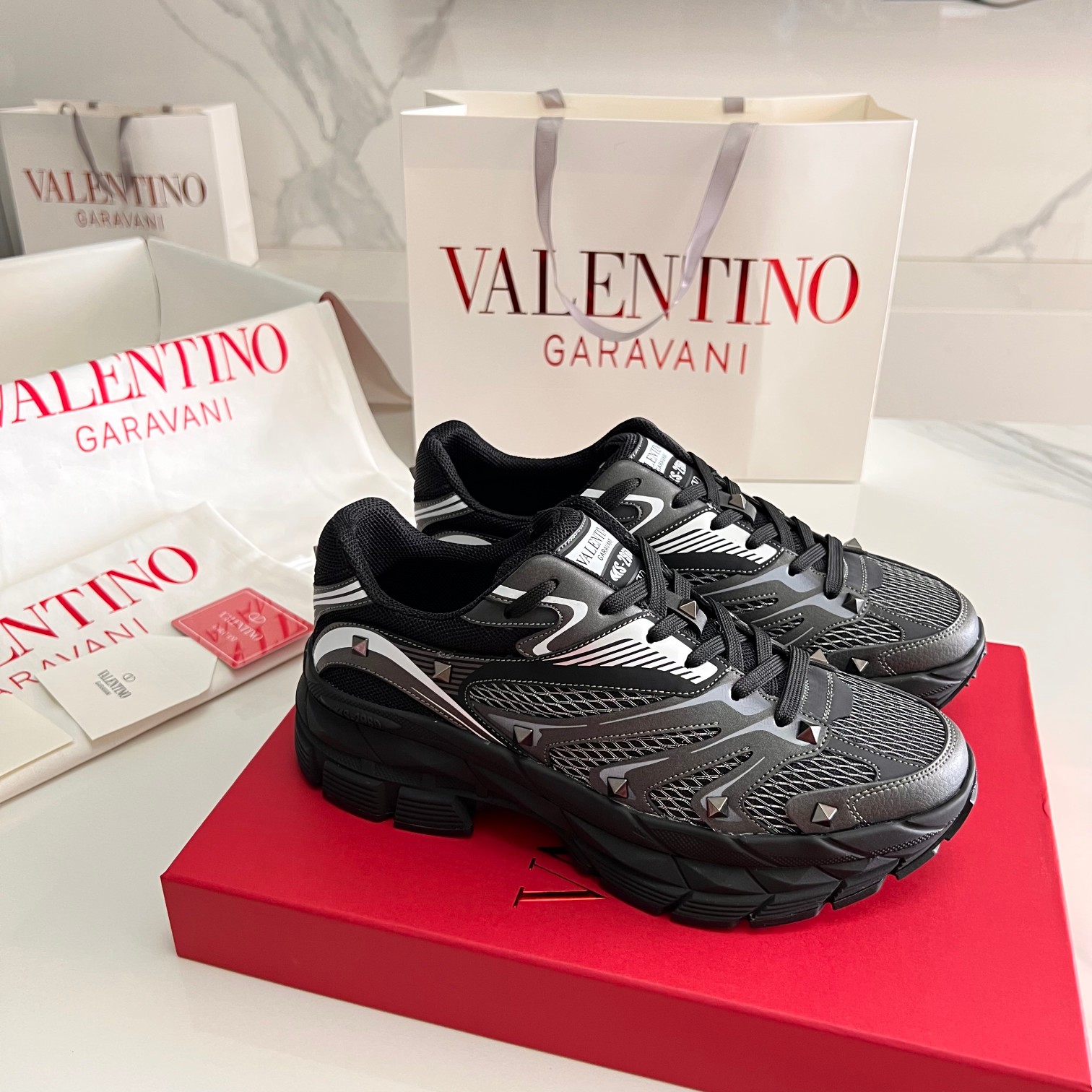 Valentino new MS-2960 series couple style rivet mesh casual sneakers