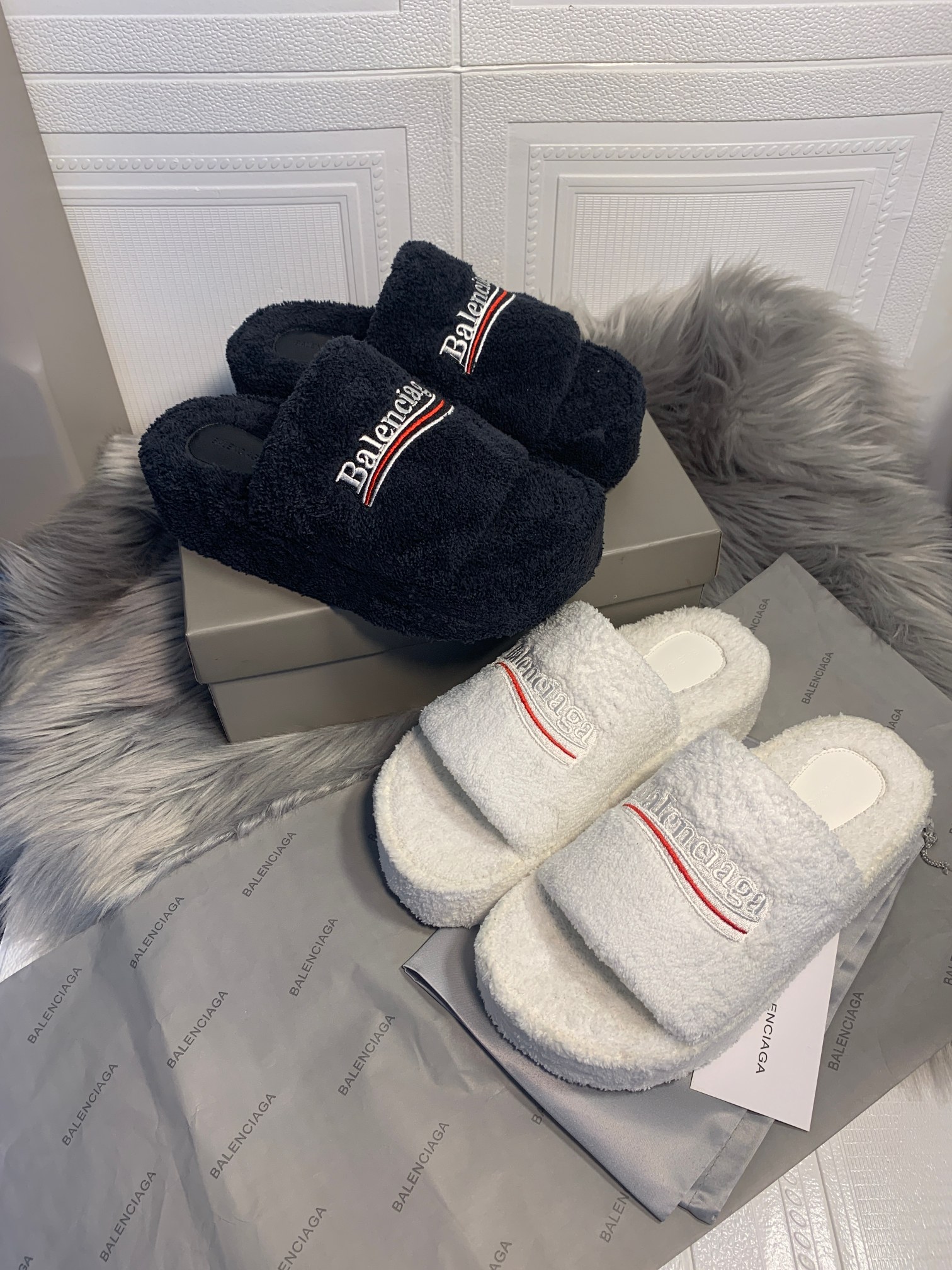 Balenciaga thick-soled fur slippers