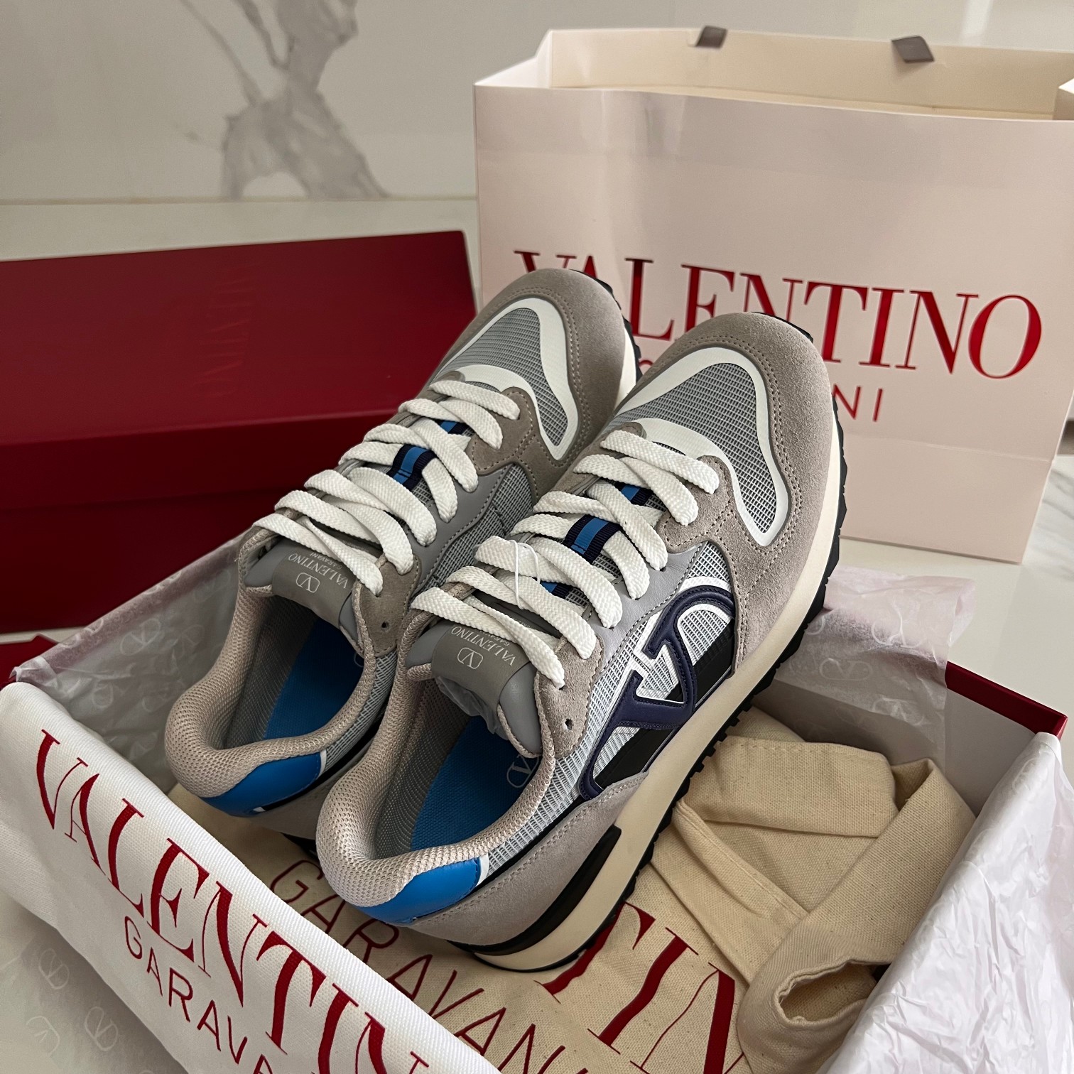 Valentino original 1:1 shoe model opening model original sneakers